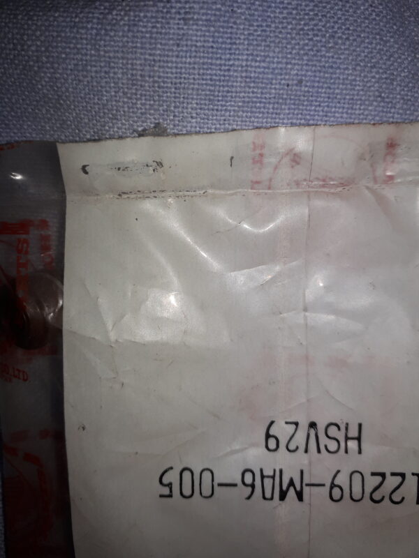 SEAL VALVE STEM. CBX 400C