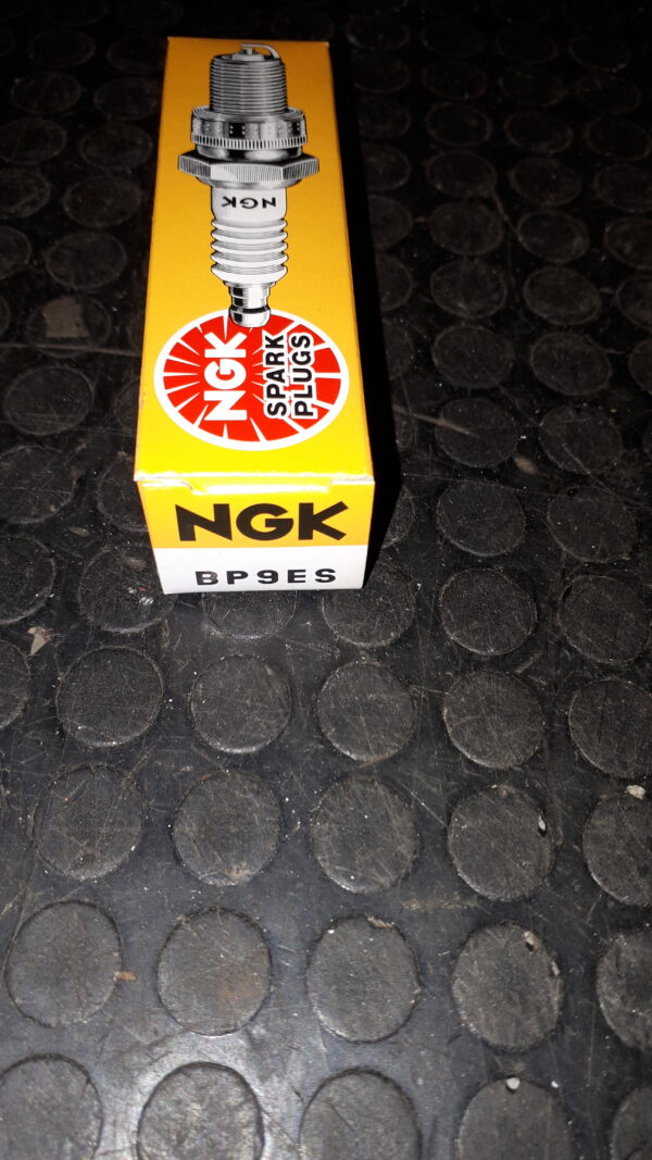 NGK ZÜNDKERZE BP9ES