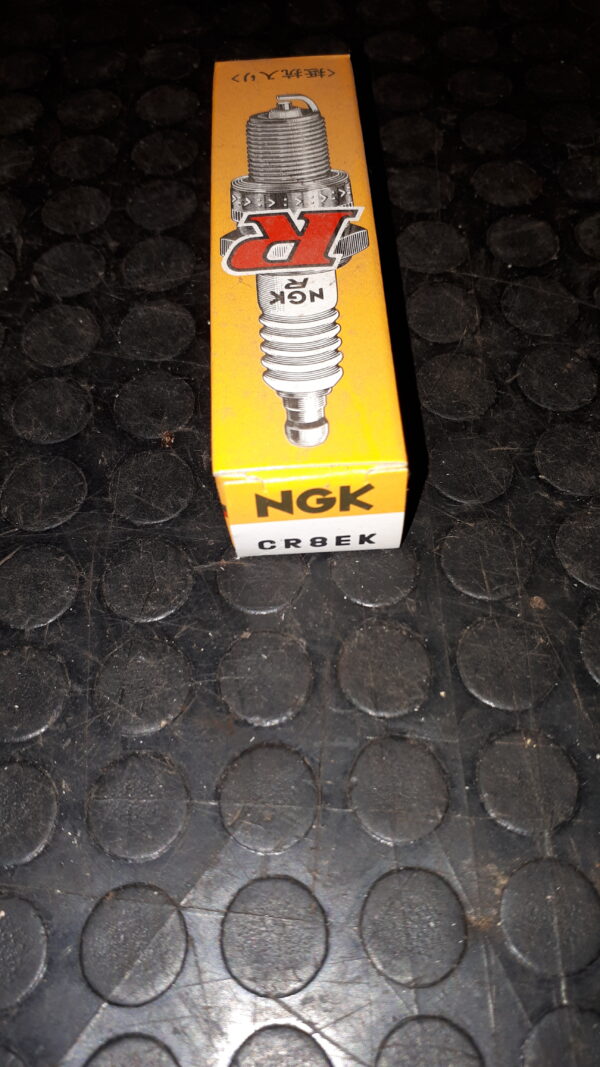 NGK ZÜNDKERZE CR8EK – 3478