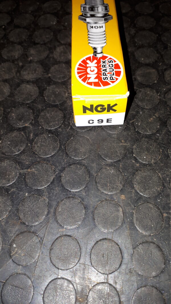 NGK ZÜNDKERZE C9E -7499