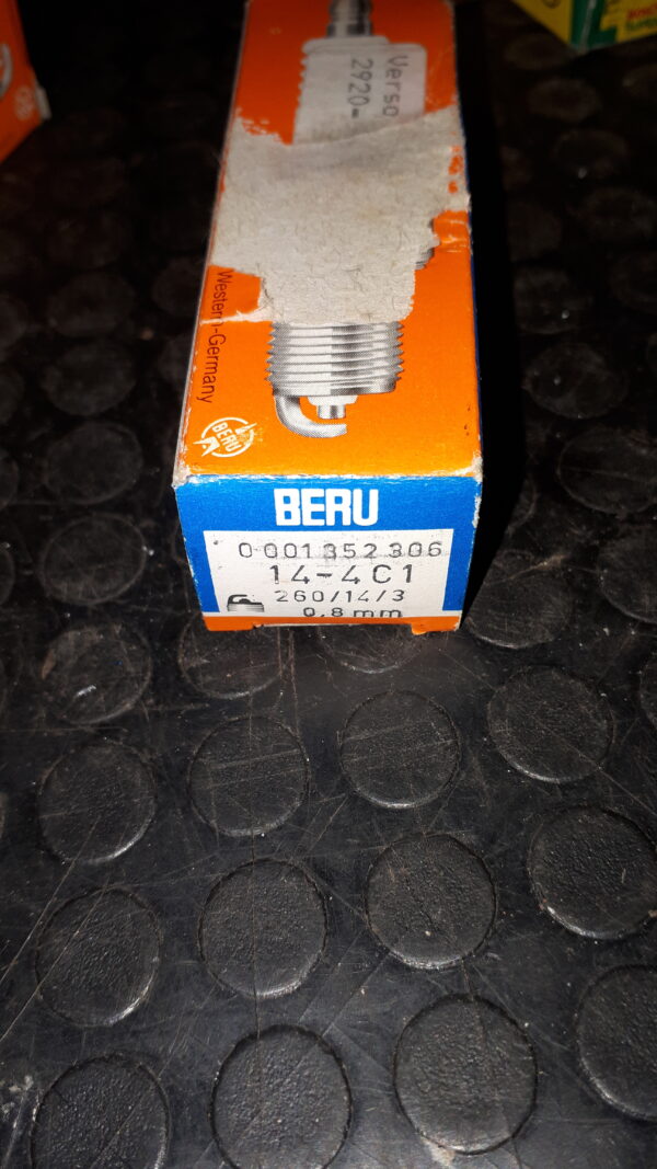 BERU ZÜNDKERZE 14-4C1 ,260/14/3, 2920-12-319-2651