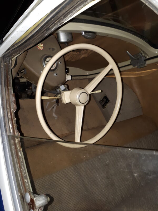 BMW ISETTA 250ccm BLAU/WEIß LEICHT RESTAURIER BEDÜRFTIG.BJ.08.04.1960
