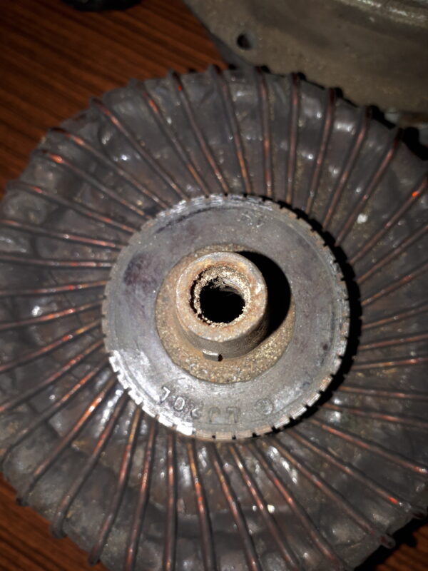 T18B000 DYNASTARTER /LICHTANLASSER GEBRAUCHT MIT ANKER