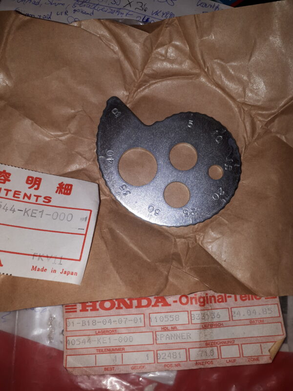 ADJUSTER CHAIN R. SPANNER, MTX 125 LC,W