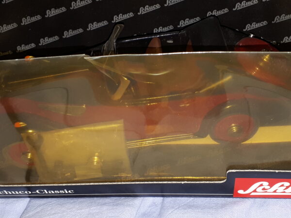 SCHUCO BMW 327 CABRIO 1:18
