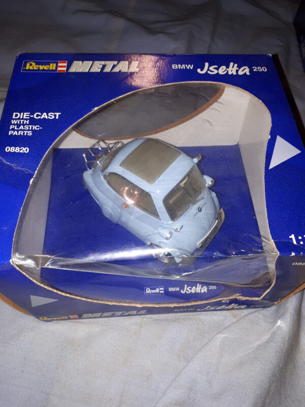 REVELL BMW ISETTA 250 HELL BLAU 1:18