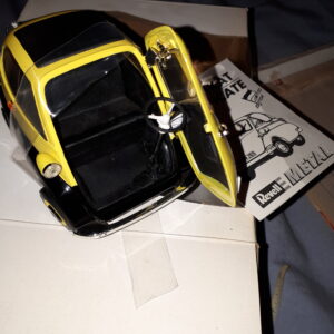 REVELL BMW ISETTA SCHWARZ GELB 1:18