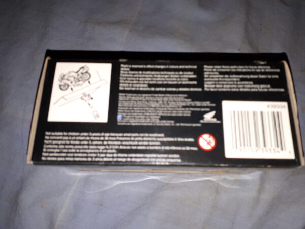 MAISTO YAMAHA YZF-R7, 1:18