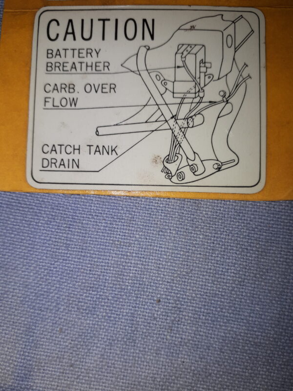 AUFKLEBER CAUTION BATTERY BREATHER