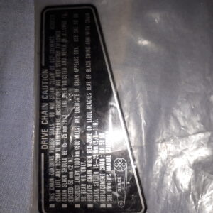 AUFKLEBER SCHWARZ DRIVE CHAIN CAUTION,SCHRÄG
