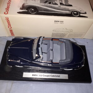 BMW CLASSIC COLLECTION BMW 502 DUNKEL BLAU 1:18