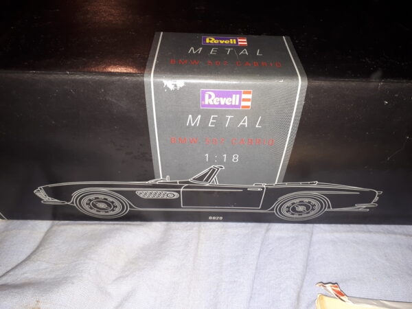 REVELL BMW 507 CABRIO,SILBER  1:18