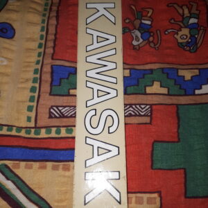 SCHRIFTZUG KAWASAKI WEIß MIT SCHWARZEM RAND