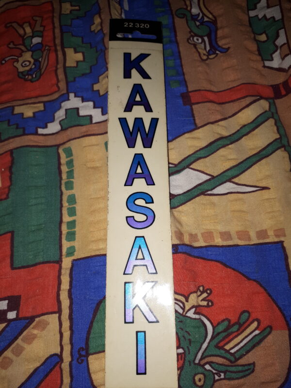 SCHRIFTZUG KAWASAKI LILA/BLAU MIT SCHWARZEM RAND GABELAUFKLEBER