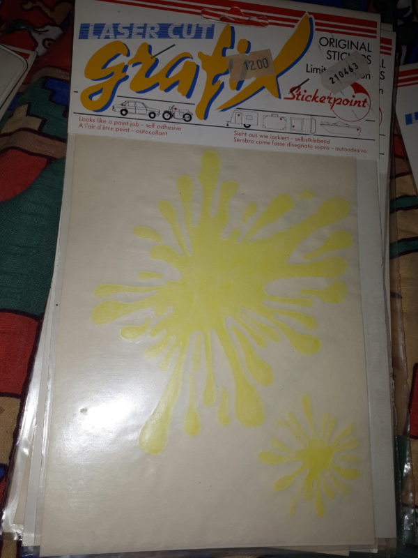 AUFKLEBER KLEKSE  GELB