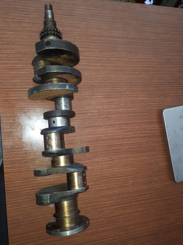 V8T02-B01 BMW V8 ( (BAROCKENGEL) KURBELWELLE 2,6 L OHNE LAGER