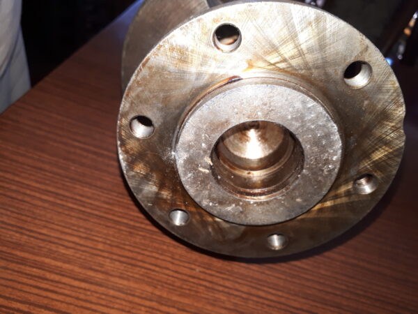 V8T02-B01 BMW V8 ( (BAROCKENGEL) KURBELWELLE 2,6 L OHNE LAGER