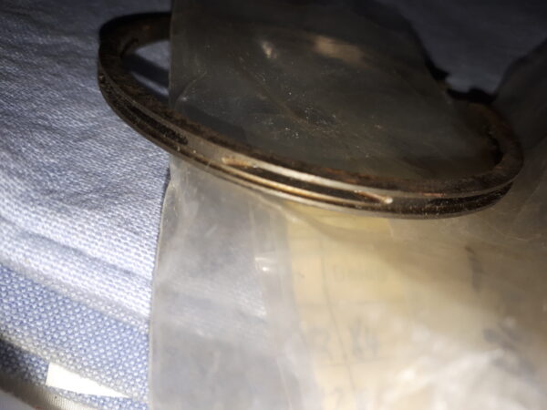 M053 KOLBEN RING 72×4, 4.NUT