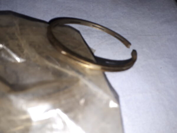 M053 KOLBENRING 72,5 x4 , 4.NUT