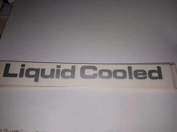 SCHRIFTZUG LIQUID COOLED SILBER