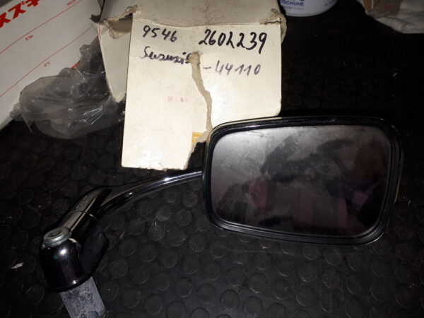 SPIEGEL/MIRROR RECHTS CHROM GSX -44110