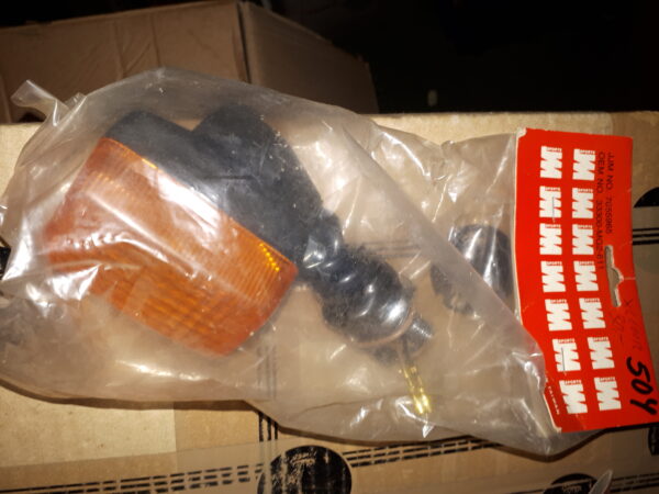 BLINKER VORNE LINKS + RECHTS -MG2-