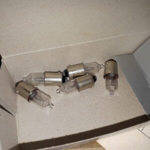 GLÜHBIRNE 12V20W BA9