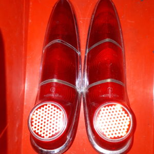 T20B035 RÜCKLICHTGLAS ROT USA 1SATZ