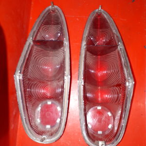 T20B035 RÜCKLICHTGLAS ROT USA 1SATZ