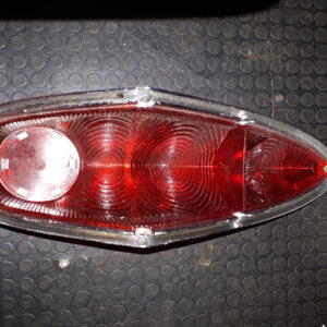 T20B035 RÜCKLICHTGLAS ROT USA NEU