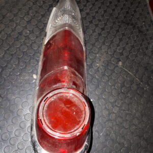 T20B035 RÜCKLICHTGLAS ROT/WEIß gebraucht