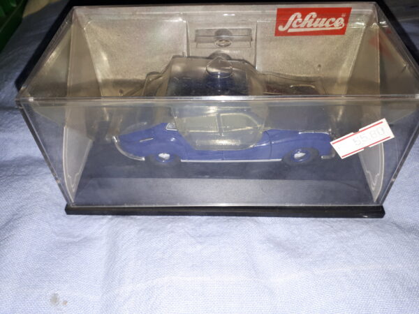 SCHUCO BMW 501 LIMO. DUNKEL BLAU 1:43