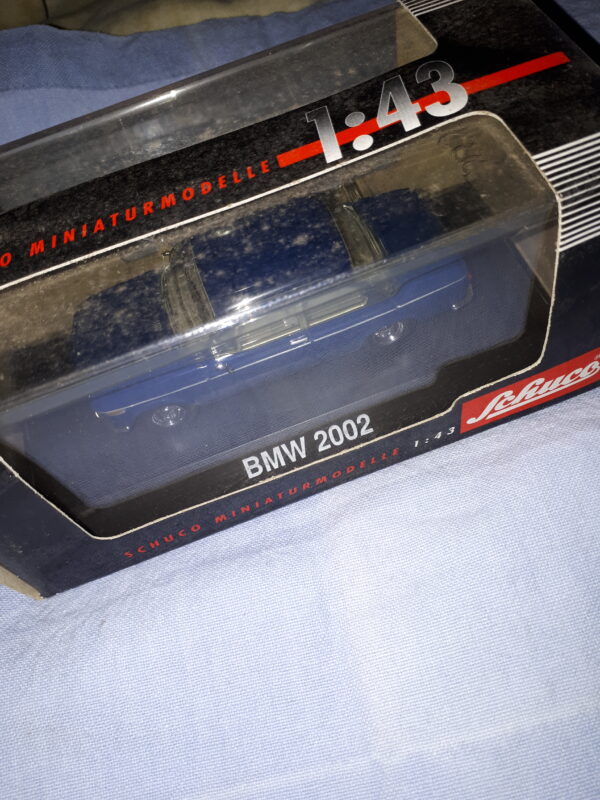 SCHUCO BMW 2002 BLAU 1:43