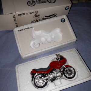 BMW RS 1100 ROT 1:24