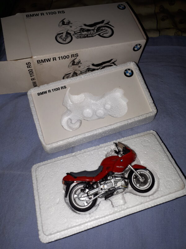BMW RS 1100 ROT 1:24