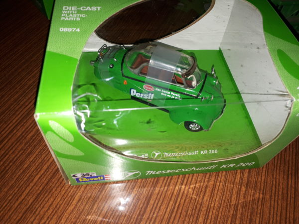 REVELL METAL MESSERSCHMITT KR 200 1:18 PERSIL