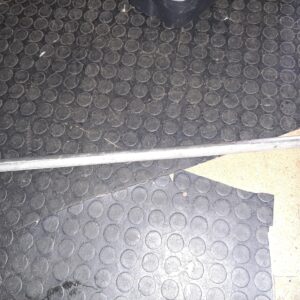 T16B096 ZIERLEISTE VORNE RECHTS SCHMAL 92 CM GEBRAUCHT