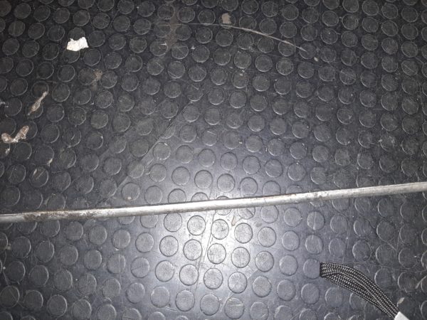 T16B096 ZIERLEISTE VORNE RECHTS SCHMAL 92 CM GEBRAUCHT