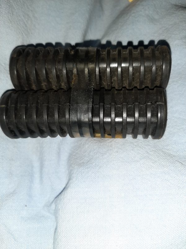RUBBER PILLION FUßRASTENGUMMI SCHWARZ