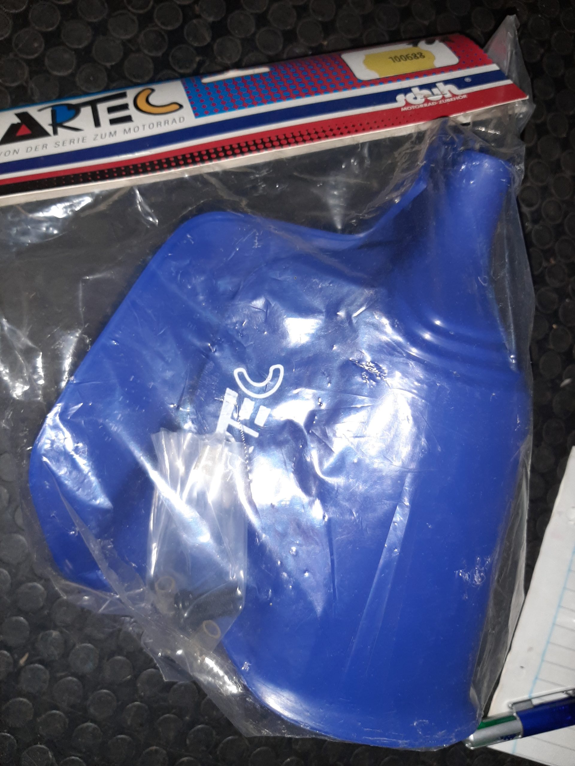 HANDHEBELSCHUTZ BLAU ARTEC