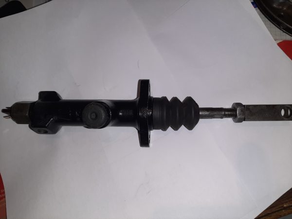 T8B109 HAUPTBREMSZYLINDER 17mm