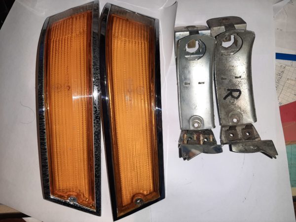 T20 B25 BLINKERGLAS SATZ RECHTS UND LINKS MIT REFLEKTOREN