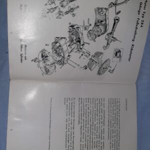ZÜNDAPP ARBEITEN AN ZWEITAKTMOTOREN 50CCM,5 GÄNGE (FAHRTWIND UND WASSERGEKÜHLT)