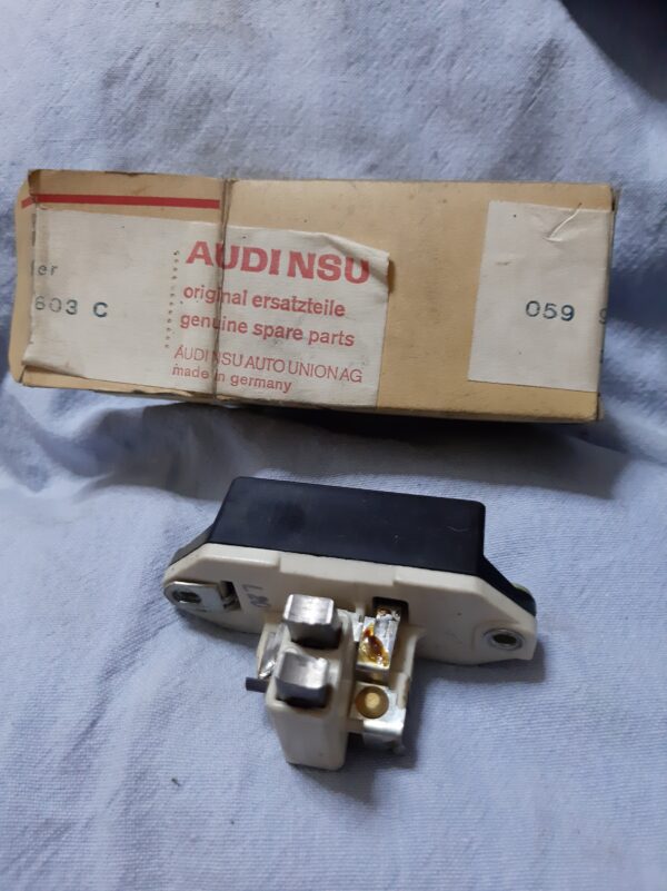 BOSCH REGLER AUDI/NSU R9NL