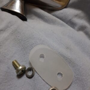 AUDI 100 AUSSENSPIEGEL LINKS MIT DICHTUNG UND ZUBEHÖR