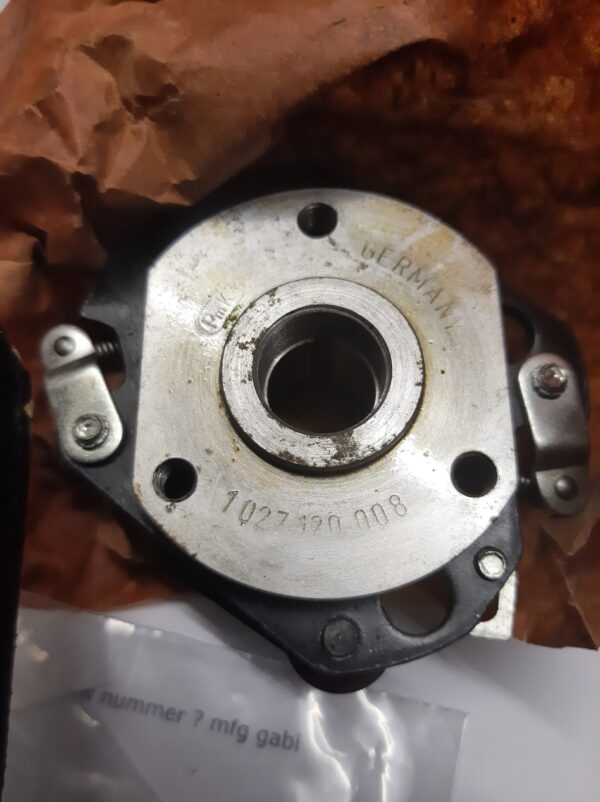 T18B047 ZÜNDVERSTELLER 30/32 PS