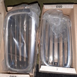 BMW NIERE/ZIERGITTER 2TLG. evtl.E23