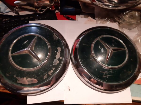 OLDTIMER MERCEDES RADKAPPE GRÜN