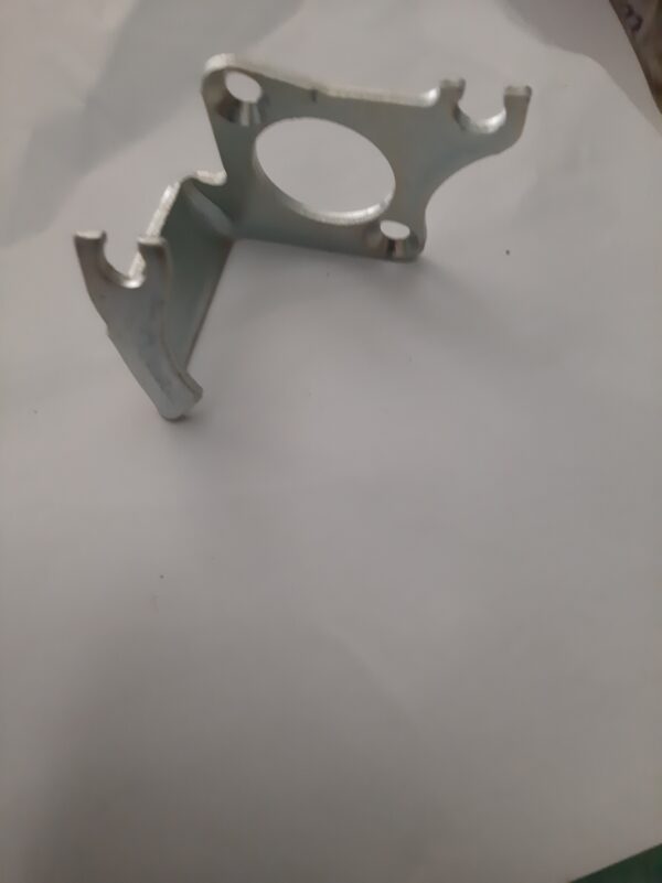 PLATE, WIRE STAY, CF560-70.Z.