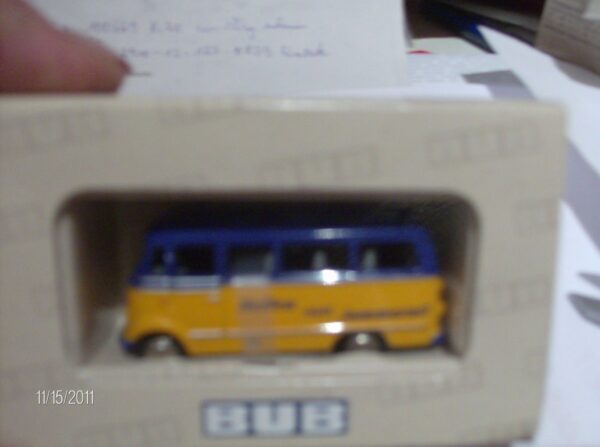 BUB MERCEDES-BENZ L319 „HELFEN STATT JAMMERN“1:87